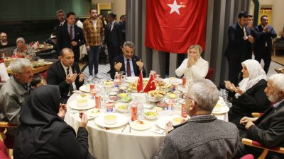 Yozgat Valisi Mehmet Ali Özkan ve eşi Arzu Özkan, ev