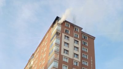 Yozgat’ta bir apartmanın 17. katında çıkan yangın korku dolu anlara