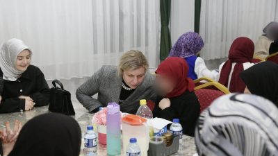 Yatılı Hafızlık Kız Kur’an Kursu’nda eğitim gören öğrenciler, düzenlenen iftar