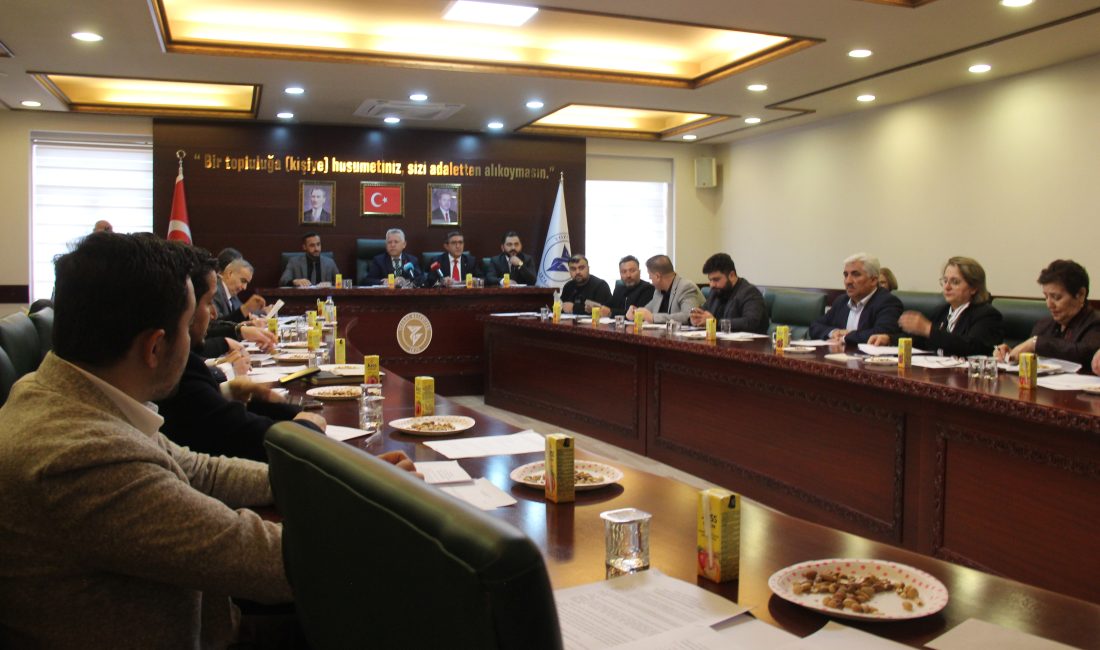 Yozgat Belediyesi'nin Nisan ayı olağan meclis toplantısı, Belediye Başkanı Kazım