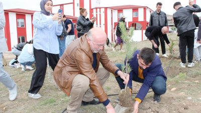 Doğa ve hayvan sevgisini toplumun her kesimine aşılamak amacıyla çalışmalarını