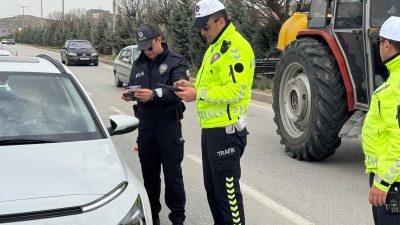 Ramazan Bayramı tatilinin 9 gün olması nedeniyle kara yollarında yaşanabilecek