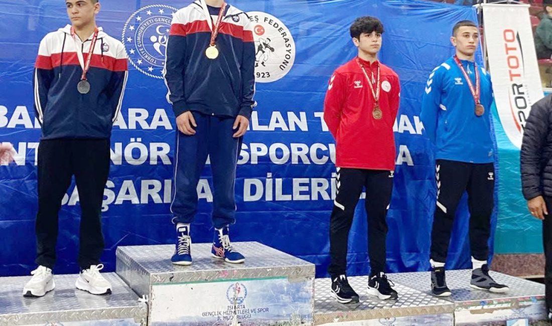 Isparta’da düzenlenen U15 Grekoromen Güreş Grup Müsabakalarında Sporcu Eğitim Merkezi