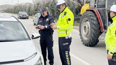 İçişleri Bakanı Ali Yerlikaya, 1 Ocak-24 Nisan tarihleri arasında trafik