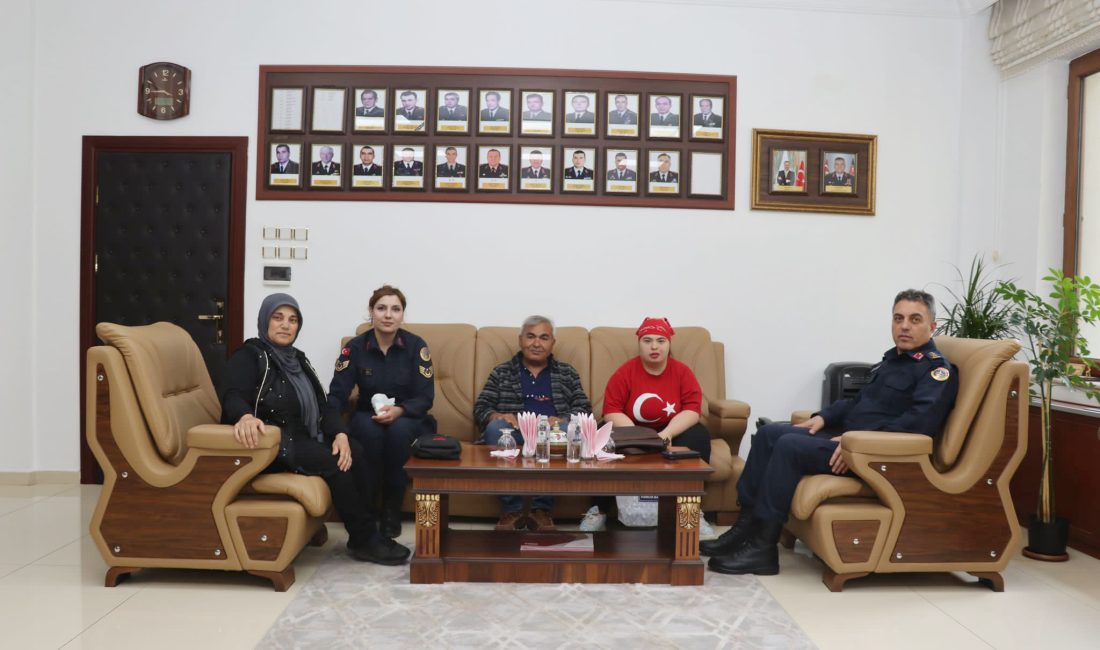 Yozgat'ın Şefaatli ilçesine bağlı Sarıkent Köyü'nde yaşayan Down sendromlu Suna