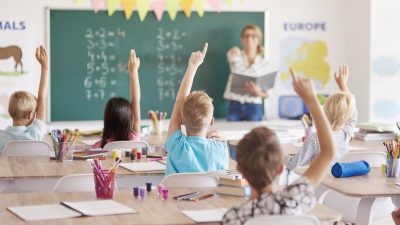 Milli Eğitim Bakanlığı (MEB), yaz tatilinin erkene çekileceği yönündeki iddialara