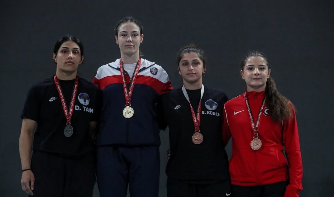 Yozgat Bozok Üniversitesi öğrencileri, elde ettikleri başarılarıyla spor alanında adından