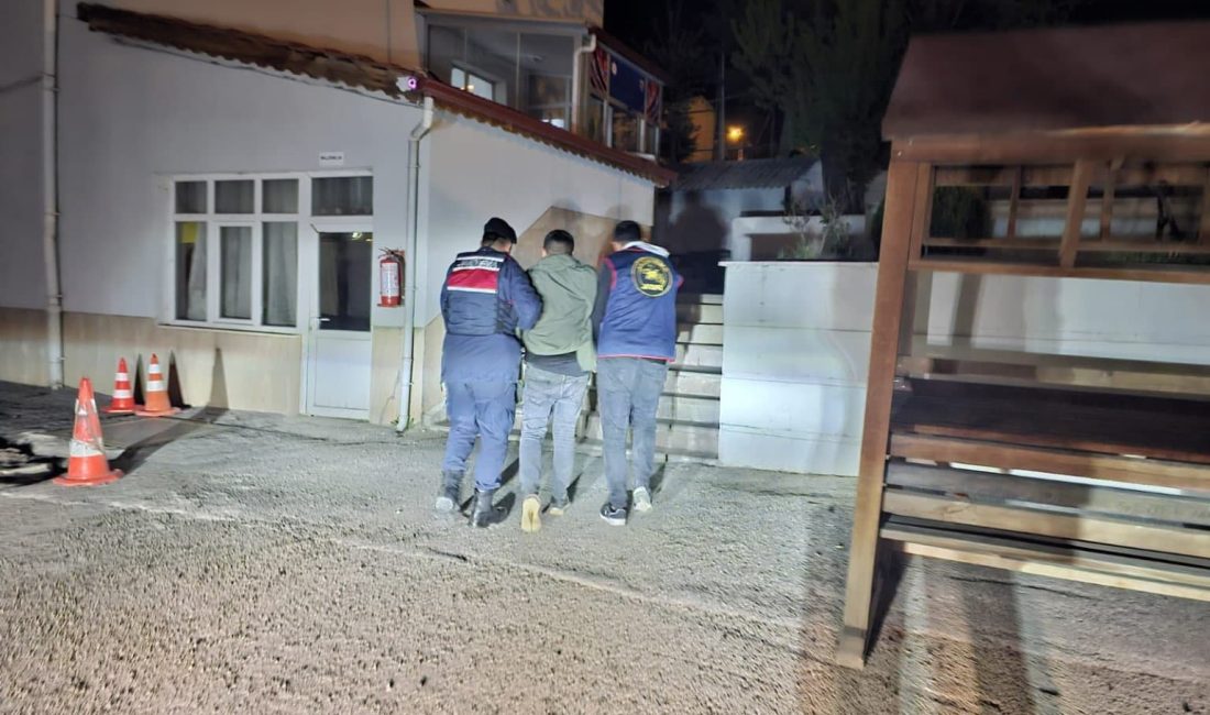 Yozgat İl Jandarma Komutanlığı ekipleri, adli suçlardan aranan şahıslara yönelik