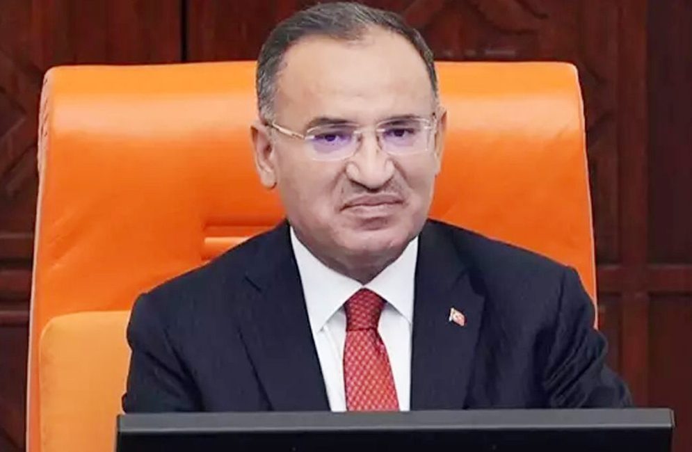 28. Yasama Dönemi'nin ikinci yarısında görev yapacak TBMM Başkanlık Divanı