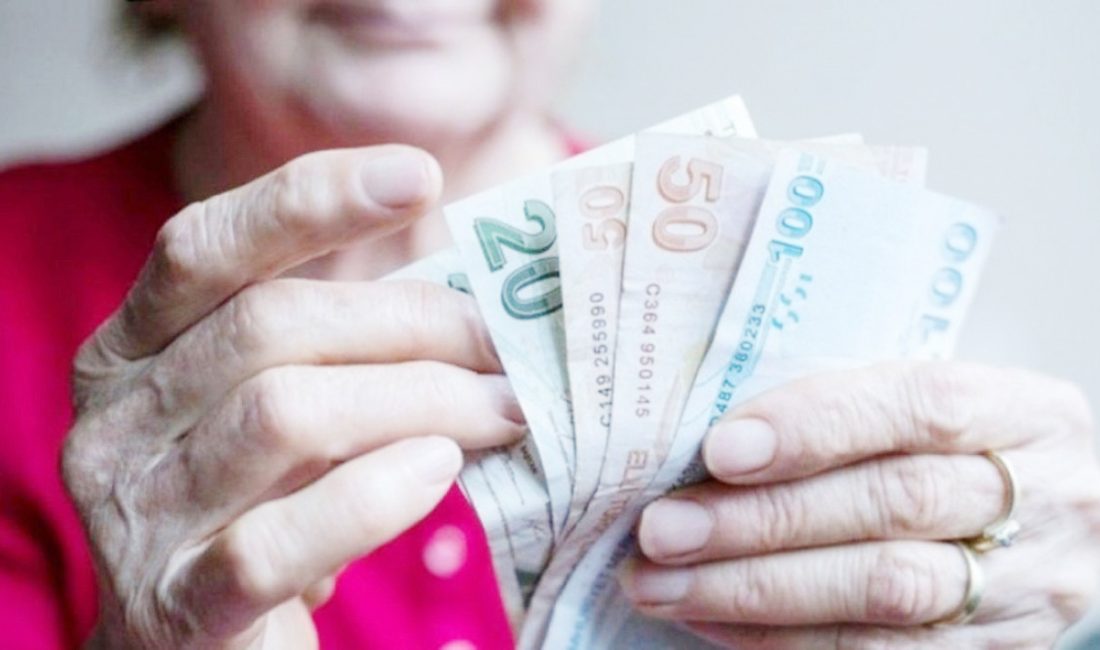 AK Parti, milyonlarca emekliyi ilgilendiren önemli bir maaş düzenlemesi için