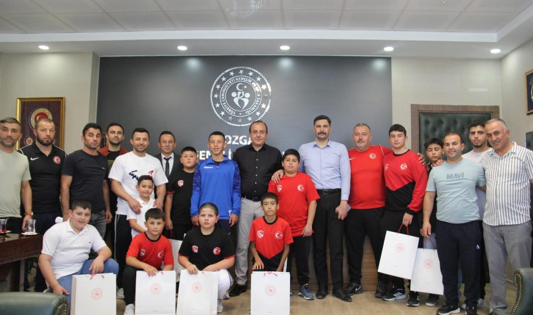 Sivas'ta düzenlenen 10-11-12-13-14 yaş grubu Minikler Grekoromen Türkiye Şampiyonası’na Yozgat