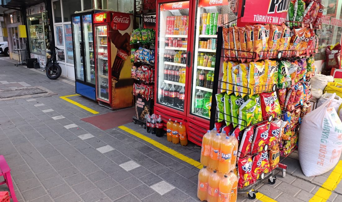 Yerköy Belediyesi, kaldırımların yayalar tarafından güvenli ve rahat bir şekilde