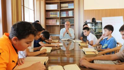 Çekerek Belediye Başkanı Üzeyir İnce, ilçede yaz Kur’an kurslarında eğitim