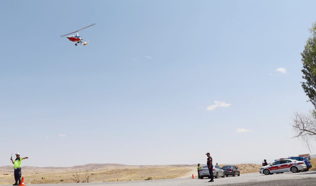 Yozgat İl Jandarma Komutanlığı ekipleri, trafik güvenliğini artırmak ve olası
