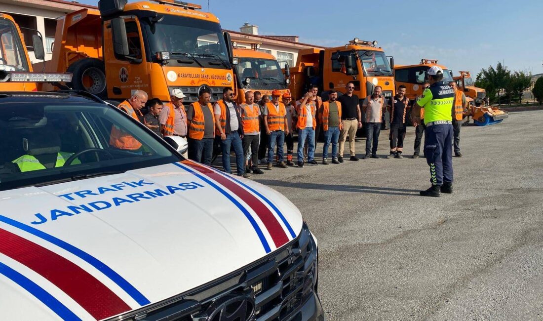 Yozgat Merkez İlçe Jandarma Komutanlığı 1. Trafik Jandarması tarafından, karayollarında