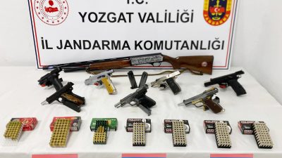 Akdağmadeni ilçesinde, jandarma ekiplerinin titiz çalışmaları sonucu bir köyde toprağa