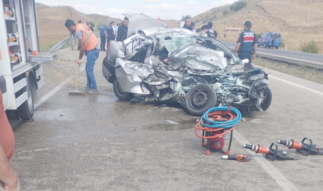 Yerköy ilçesinde meydana gelen trafik kazasında 3 kişi hayatını kaybetti,