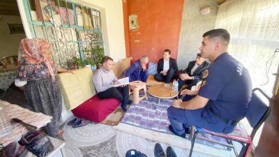 Saraykent Kaymakamı Mete Öztürk, Saray Mahallesi’ne gerçekleştirdiği ziyaretle mahalle sakinlerinin
