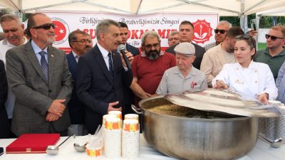 Yozgat Valiliği ile Alevi İnanç Birliği Vakfı iş birliğinde, Cumhuriyet