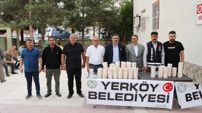 Yerköy Belediye Başkanı Fatih Arslan, Muharrem ayı dolayısıyla vatandaşlarla birlikte
