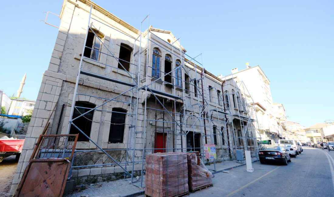 Akdağmadeni Belediye Başkanı Dr. Nezih Yalçın’ın girişimleri sonucunda ilçenin tarihine