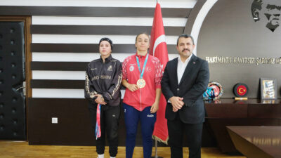 Akdağmadeni Belediyesi Spor Kulübü sporcusu Rabia Karadaş, milli takım seçmelerinde