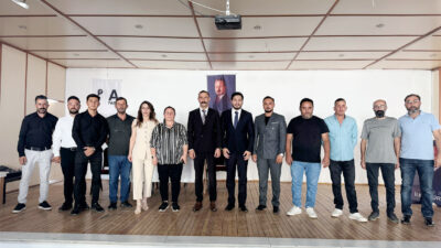 Anahtar Parti Çayıralan 1. Olağan İlçe Kongresi, partililerin ve delegelerin