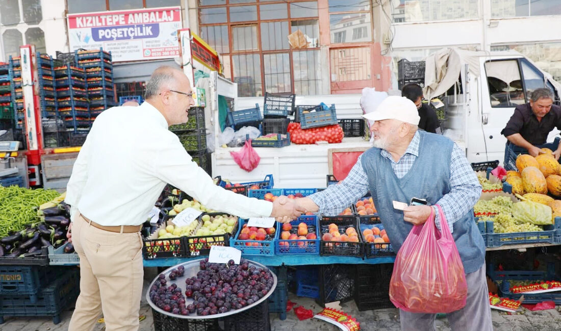 Çekerek Belediye Başkanı Üzeyir İnce, sebze pazarını ziyaret ederek esnaf
