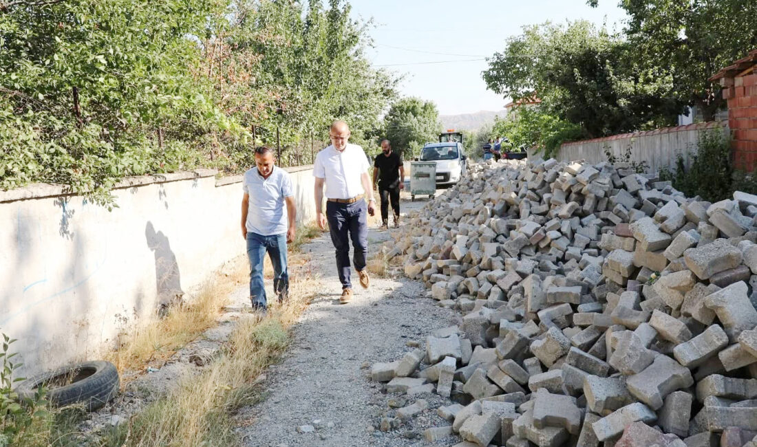 Çekerek Belediye Başkanı Üzeyir İnce, ilçede yürütülen saha çalışmalarını yerinde