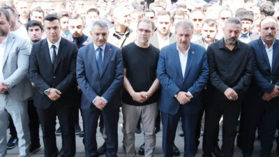 Büyük Birlik Partisi (BBP) Genel Başkanı Mustafa Destici, kalp krizi