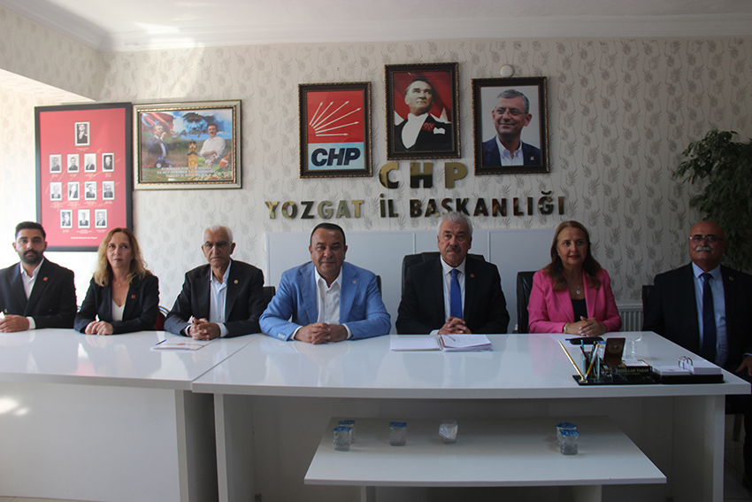 Cumhuriyet Halk Partisi (CHP), Türkiye genelinde başlattığı geniş kapsamlı saha