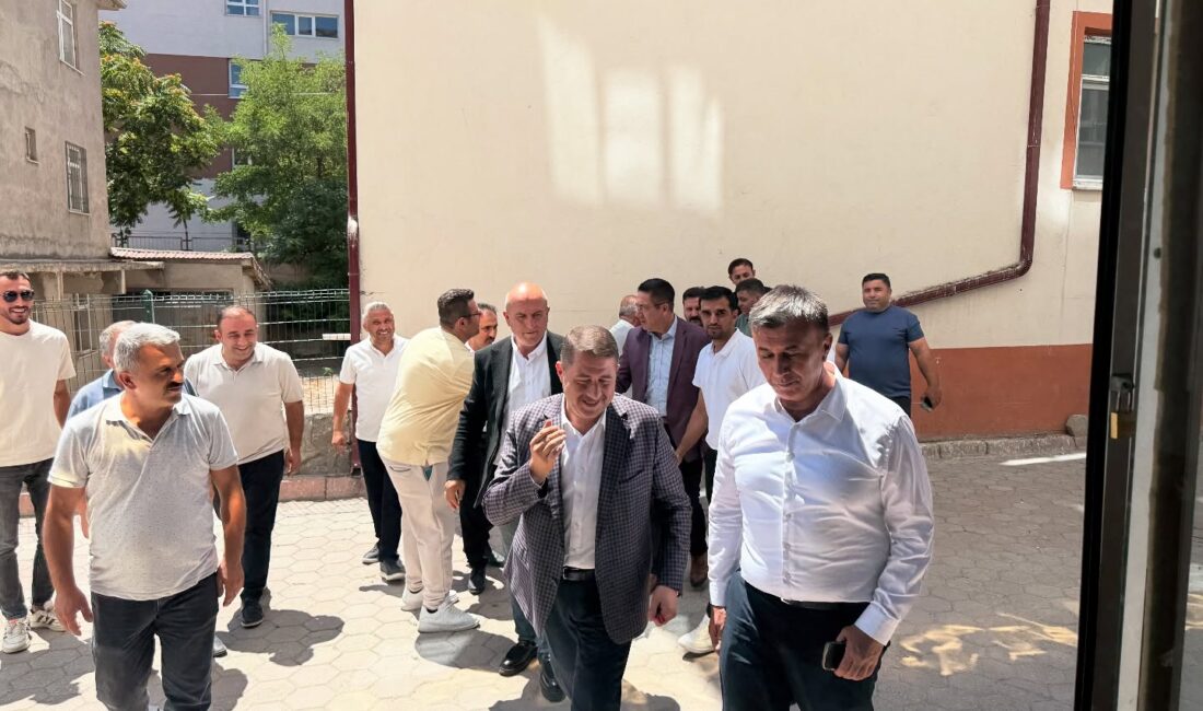 Milliyetçi Hareket Partisi (MHP) Yozgat Milletvekili ve KİT Komisyonu Üyesi
