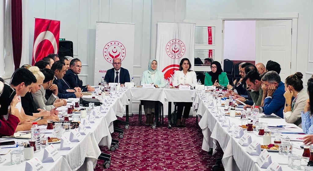 Aile ve Sosyal Hizmetler Bakanlığı, 2021-2025 dönemini kapsayan Kadına Yönelik