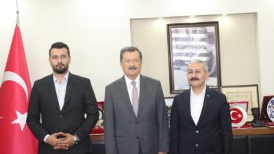 İYİ Parti Yozgat Milletvekili Lütfullah Kayalar, Yozgat’ta oda başkanlarını ziyaret