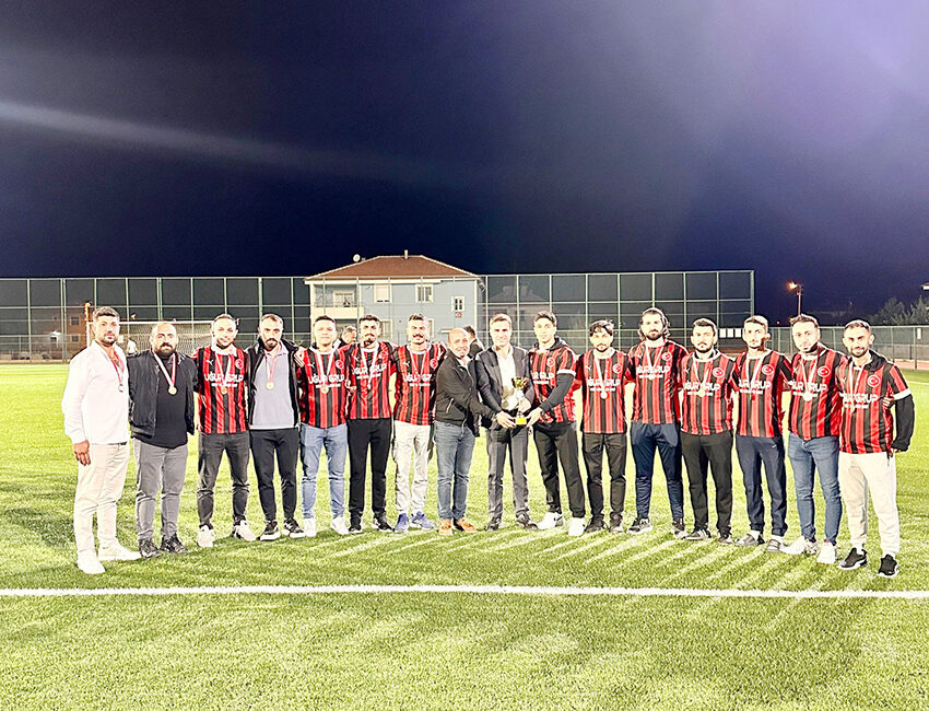 Sarıkaya Kaymakamı Mubin Demirkıran, ilçe Gençlik ve Spor İlçe Müdürlüğü