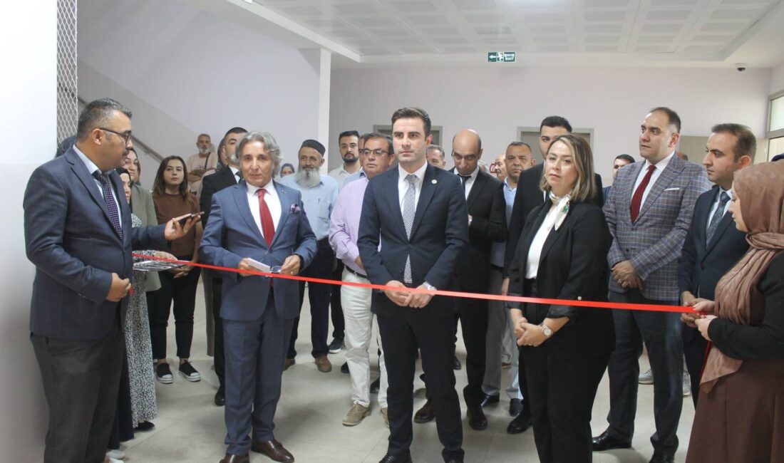 Sarıkaya’da Vergi Dairesi, yeni hizmet binasında vatandaşlara kapılarını açtı. Hükümet