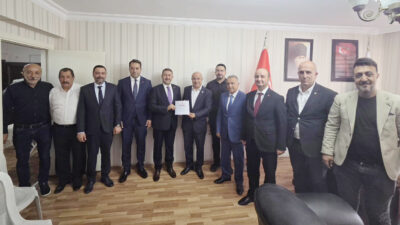 MHP Yozgat Milletvekili İbrahim Ethem Sedef, beraberinde MHP Yozgat İl