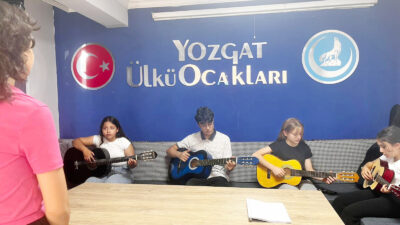 Ülkü Ocakları’ndan  gençlere sanatla buluşma