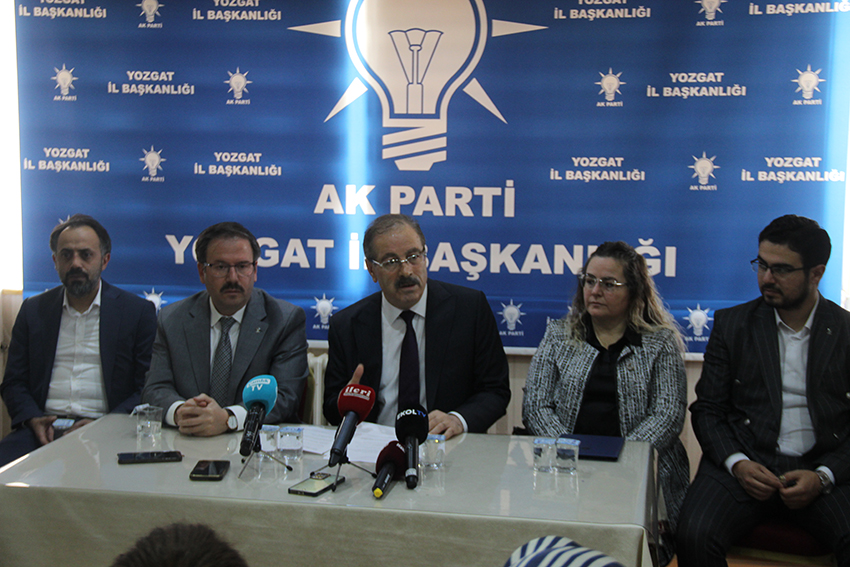 AK Parti Yozgat Milletvekili ve TESKOMB Genel Başkanı Abdulkadir Akgül,