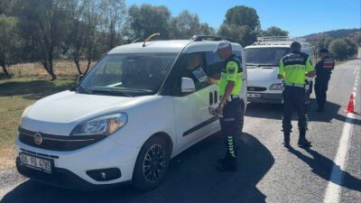 Akdağmadeni İlçe Jandarma Komutanlığı'na bağlı Trafik Jandarması ve Asayiş Timleri,