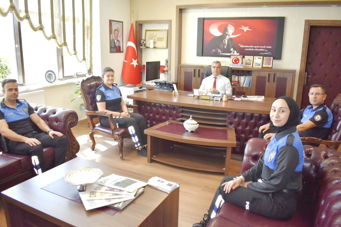 Yozgat Toplum Destekli Polis Şube Müdürlüğü’nde görevli polisler, İl Millî