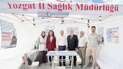 Yozgat İl Sağlık Müdürlüğü, Cumhuriyet Meydanı’nda Mobil Sigara Bırakma Çadırı