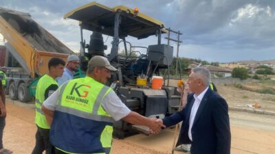 Şefaatli Belediye Başkanı Zeki Bozkurt, altyapı çalışmaları tamamlanan eski Şefaatli