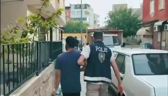 İçişleri Bakanı Ali Yerlikaya, sosyal medya hesabından yaptığı açıklamada aralarında