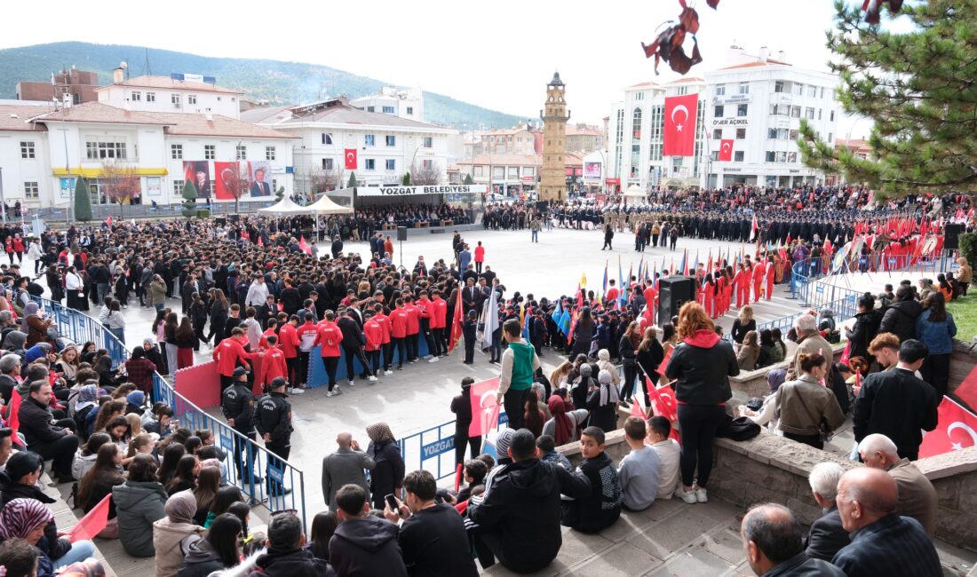 Yozgat’ta 29 Ekim Cumhuriyet Bayramı’nın 102. yılı, Yozgat Cumhuriyet Meydanı’nda