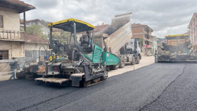 Aydıncık Belediyesi, ilçede yürütülen altyapı ve üstyapı çalışmalarına hız kesmeden