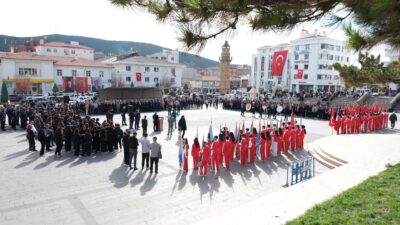 Cumhuriyet’in 102. yılı tüm yurtta olduğu gibi Yozgat’ta da büyük
