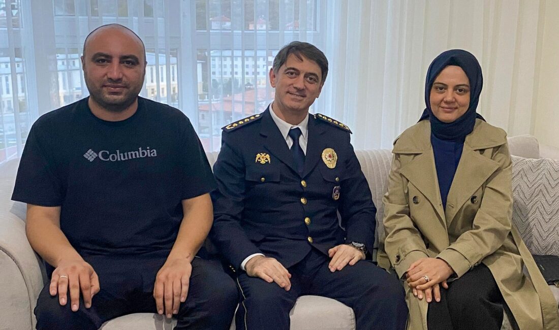 Yozgat İl Emniyet Müdürü Necmettin Koç ve eşi Tuğba Koç,