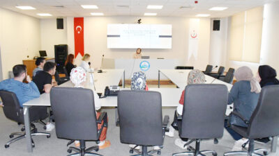 Yozgat Şehir Hastanesi, sağlık hizmetlerinin kalitesini artırmaya yönelik eğitim çalışmalarına