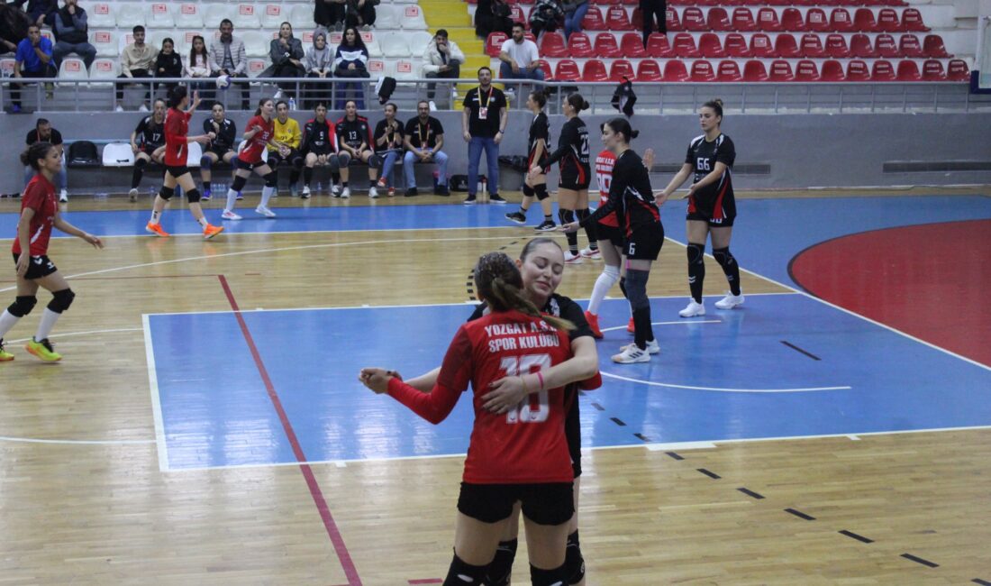 Kadınlar Hentbol 1. Ligi’nde Yozgat’ı temsil eden iki takım, Yozgat